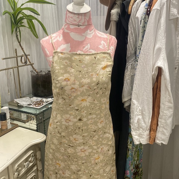 America Eagle Square Neck Open Back Key Hole Floral Midi Dress Size M - Picture 2 of 6